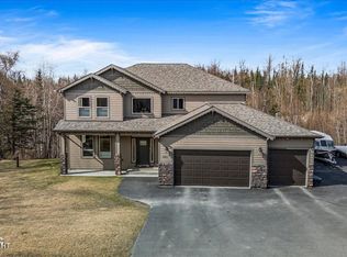 840 N Deshka Ridge Dr, Palmer, AK 99645