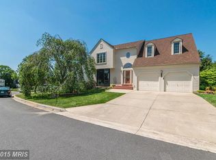 19324 Mossbrook Ct, Germantown, MD 20874