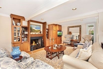 4th image of 59 Strongs Ln