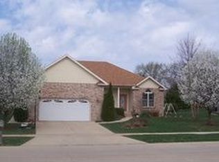 3304 Woodspring Ln, Champaign, IL