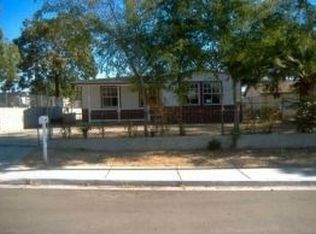 521 Water St, Bakersfield, CA 93305