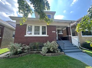 5839 W Eastwood Ave, Chicago, IL 60630