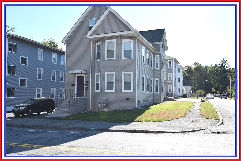 2 bed, 1100 sqft, $1,700 — Photo 1