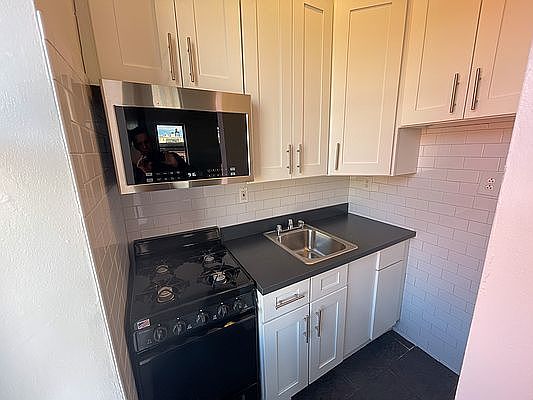 5th image of 70 W 83rd St APT 4B