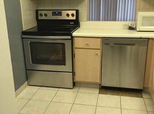 17620 Atlantic Blvd APT 101, Sunny Isles Beach, FL 33160