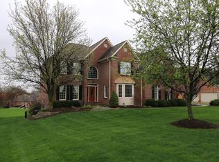 8542 Mathes Dr, West Chester, OH 45069