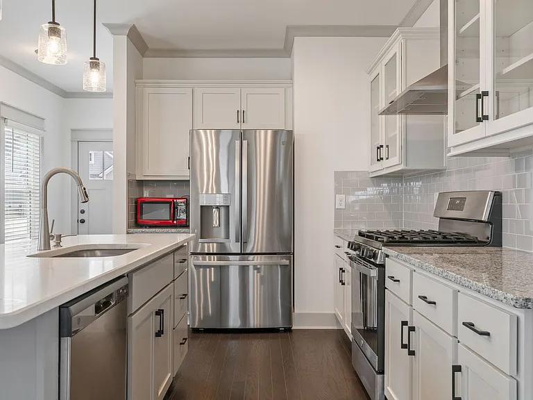 3509 Halcyon Way — Photo 6