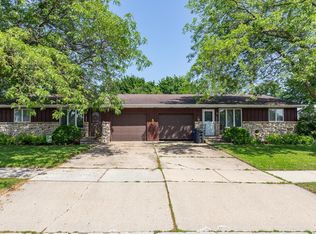 1006 Miller Ln, Kaukauna, WI 54130