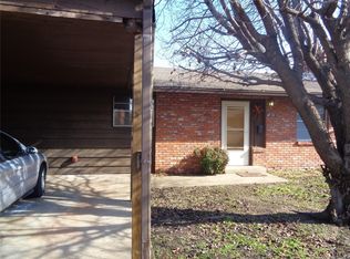 4729 S Granite Pl, Tulsa, OK 74135