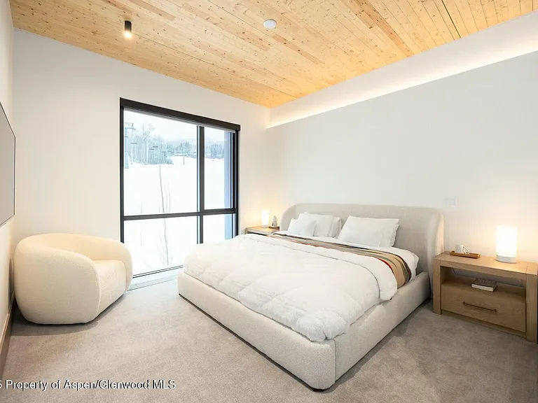 180 Wood Rd #302 — Photo 14
