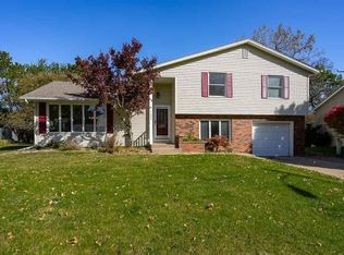 1603 88th Ave W, Rock Island, IL 61201