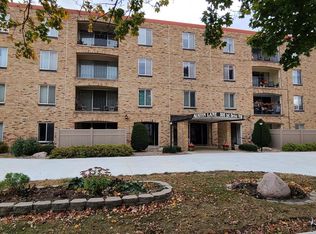 800 1st Dr NW APT 202, Austin, MN 55912