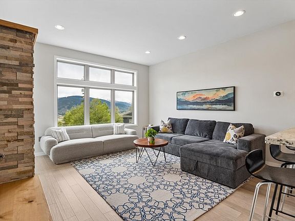 4th image of 25 Wildernest Court