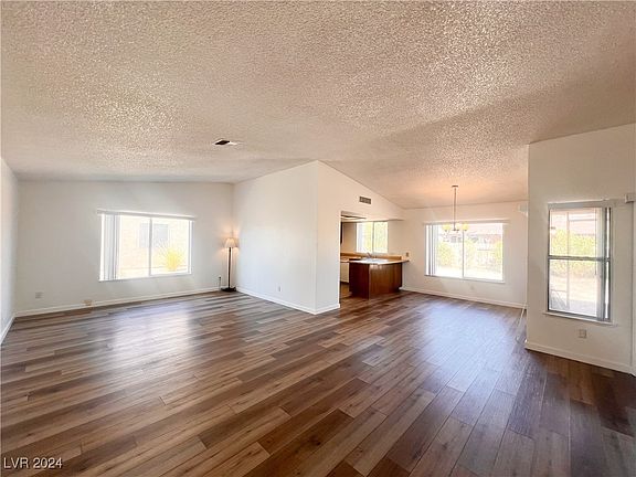 5th image of 1668 Rockwell Ln