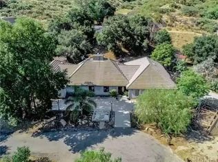 23469 Newhall Ave, Santa Clarita, CA 91321