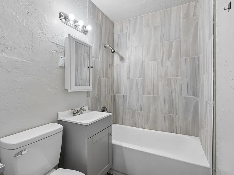 510 N Marshall Dr — Photo 22