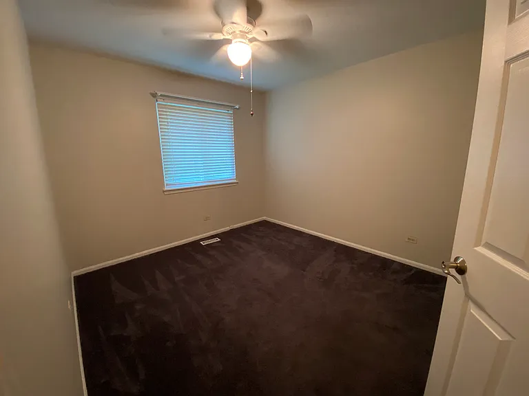 210 Wellington Cir — Photo 5