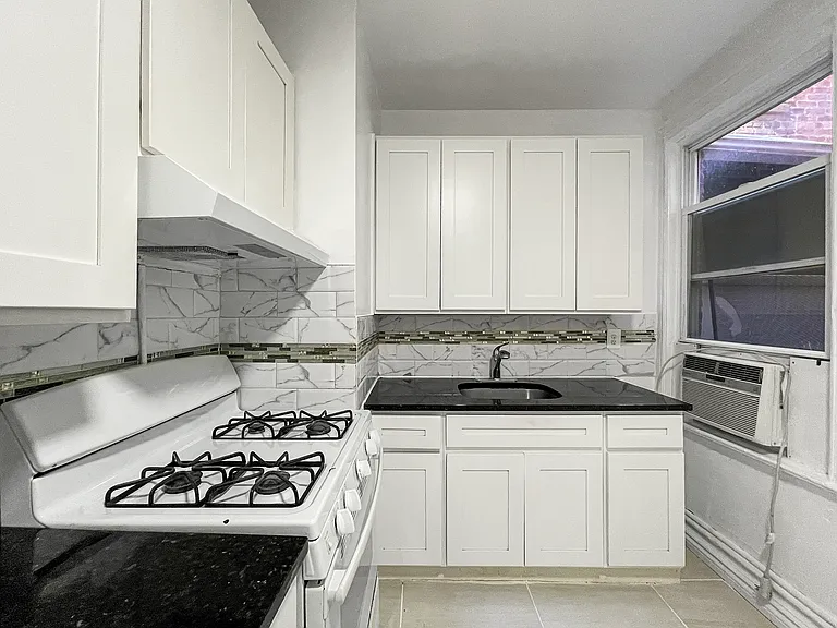 9506 4th Ave #2R — Photo 9