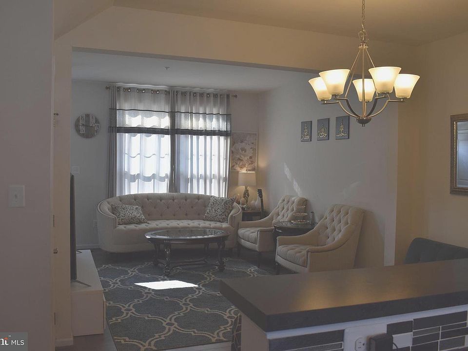 2nd image of 22886 Glacier Lily Dr