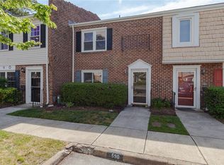 590 Tenbee Ln #1, Virginia Beach, VA 23451