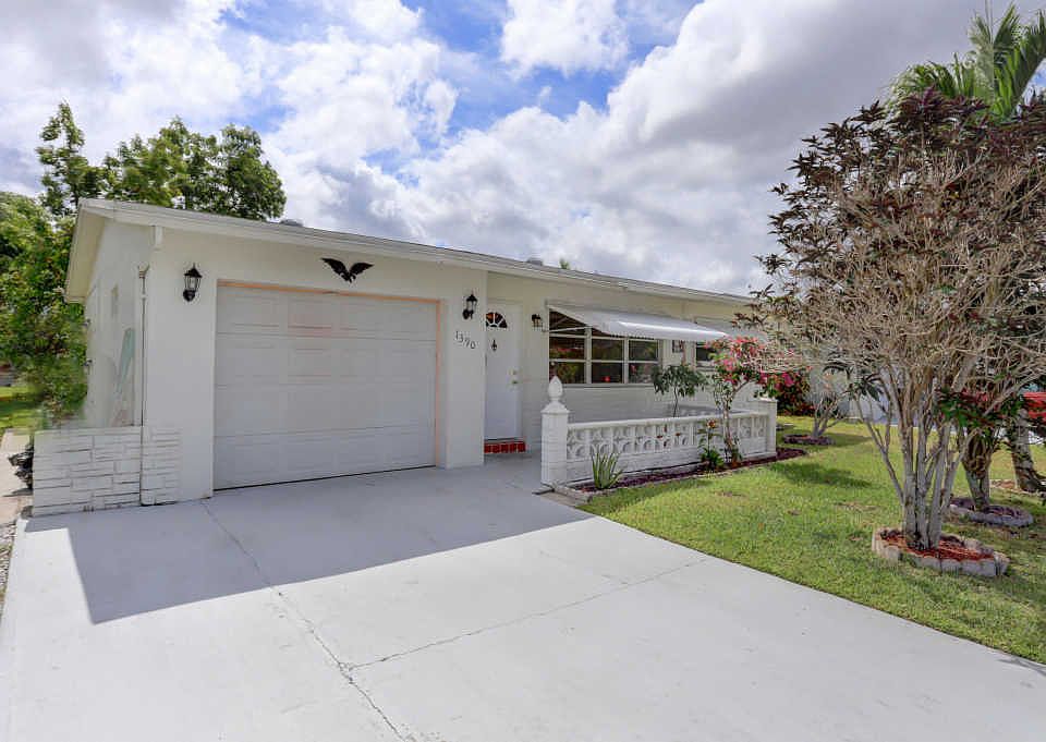 1st image of 1390 NW 69th Ave