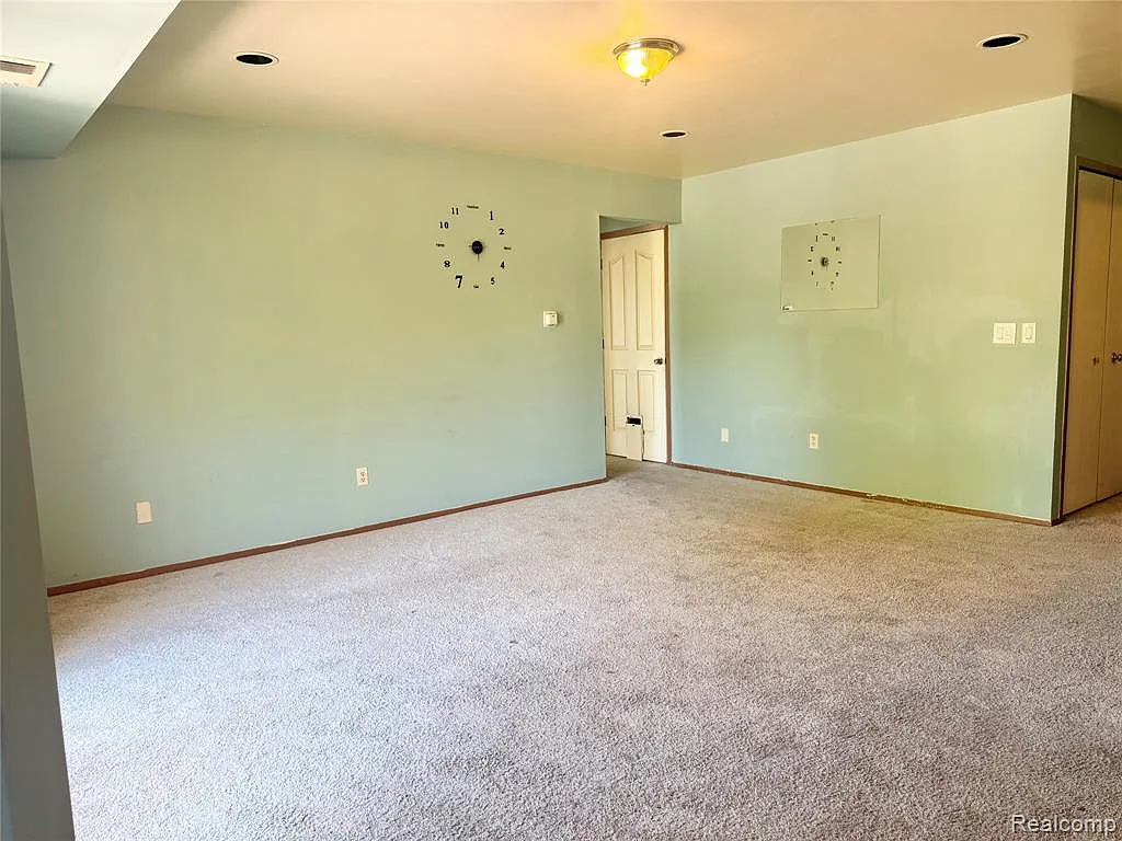 1 bed, 1.0 bath, 807 sqft, $1,200 — Photo 4