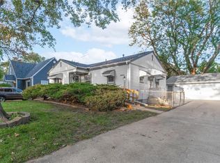 4031 40th St, Des Moines, IA 50310