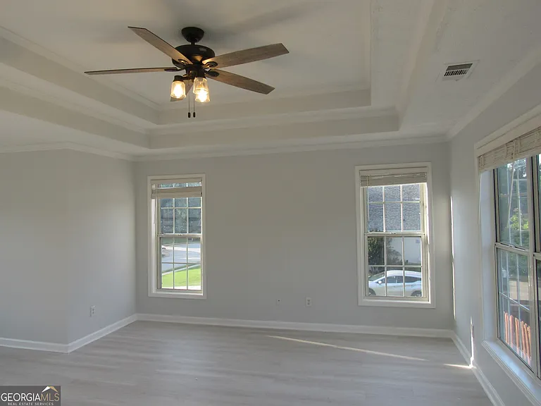 305 Sunderland Cir — Photo 26