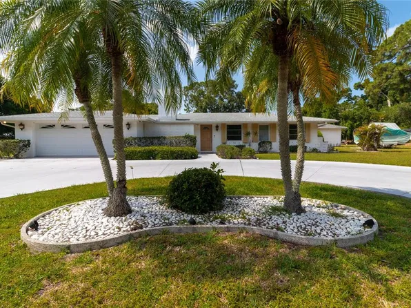 5676 Sawyer Cir, Sarasota, FL 34233