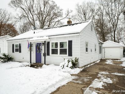 838 33rd St SW, Wyoming, MI, 49509
