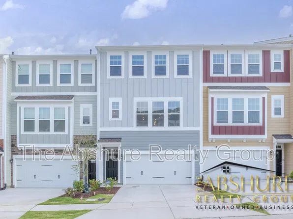 1053 Commack Dr, Durham, NC 27703