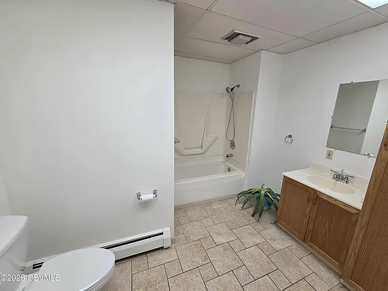 101 Locust St #2 — Photo 11