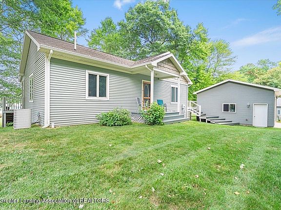 3rd image of 8350 Spring Rd
