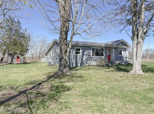 2348 Blaylock Rd, Crossville, TN 38572