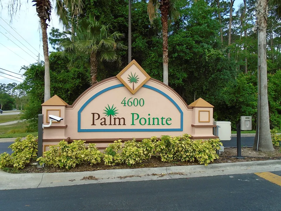 4600 E Moody Blvd #3J