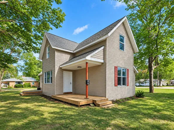 2184 Mann St, Muskegon, MI 49441