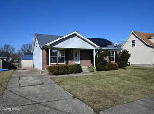 171 Treasure Bay Ct, Shepherdsville, KY 40165