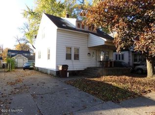 1434 Rathbone St SW, Wyoming, MI 49509