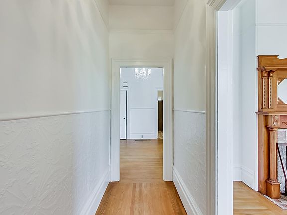 3rd image of 2953-2955 Sacramento St