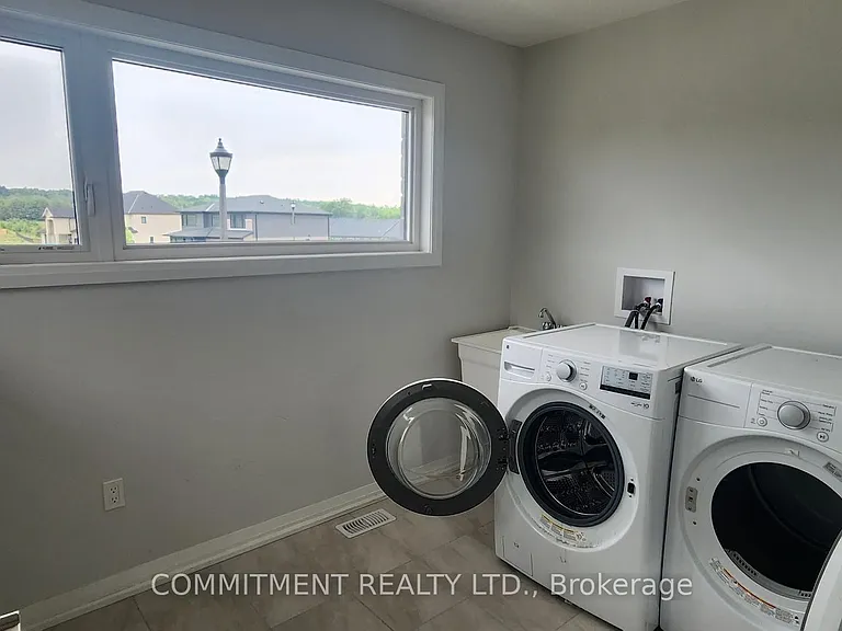 47 Samuel Ave — Photo 9