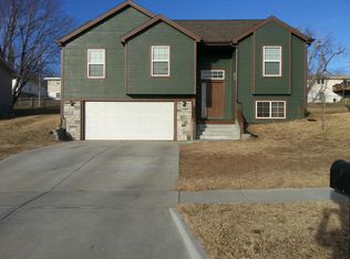 1310 Sunshine St, Junction City, KS 66441