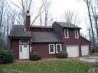 874 Pasadena Ave, Sheffield Lake, OH 44054