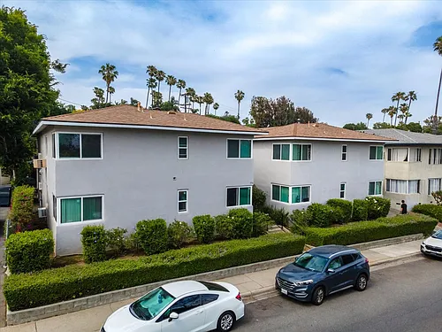 1714 Grevelia St #B Photo 1