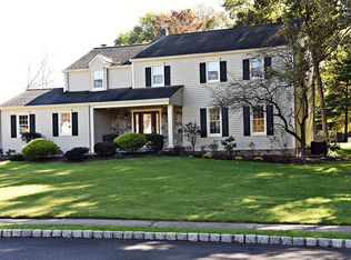 28 Valley Forge Dr, Whippany, NJ 07981