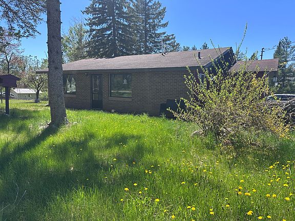 3rd image of 1427 N Abbe Rd