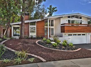22920 Wrencrest Dr, Calabasas, CA 91302