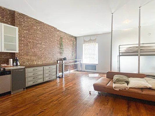 Rented by Corcoran | media 14