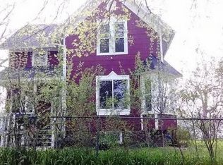 616 Woodlawn Ave, Rockford, IL 61103