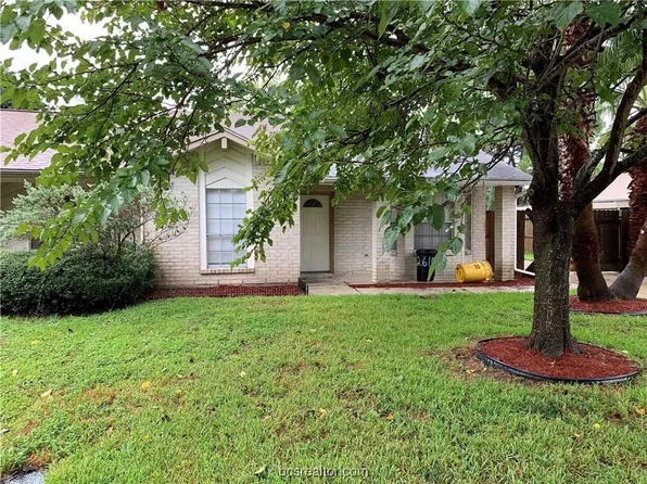 12610 Summer Mill Dr, Houston, TX 77070