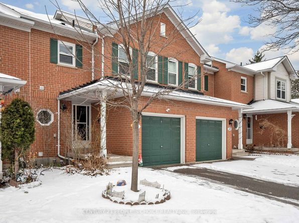5659 Glen Erin Dr #31, Mississauga, ON L5M 5P2